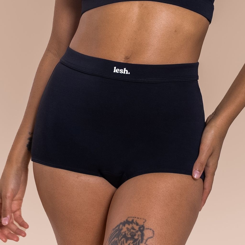 POSTPARTUM BOYSHORTS